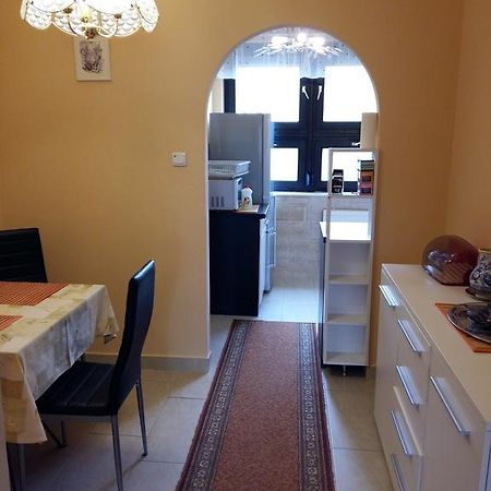 City Centre Apartment Győr Esterno foto
